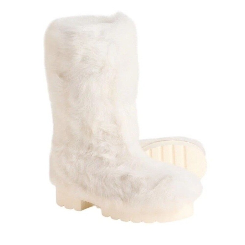 NEW STUART WEITZMAN White Lamb Shearling Mid Boots with Box Dust Bag US 6 36.5